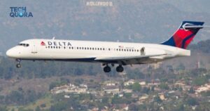 delta flight dl275 diverted lax